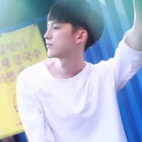 微信男生头像说书人: 白墨