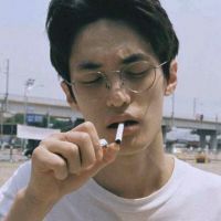 微信帅哥头像 渐行渐远