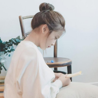 微信情感女生头像爱过你很值得