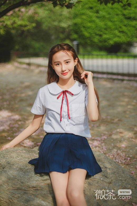 清新夏日女神写真微信高清图片 杨柳细腰
