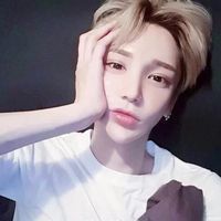 微信男生头像 深巷恋人