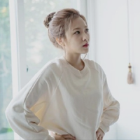 微信情感女生头像爱过你很值得