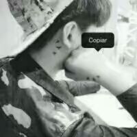 微信男生头像 你放不下的人早已找到代替你的人。