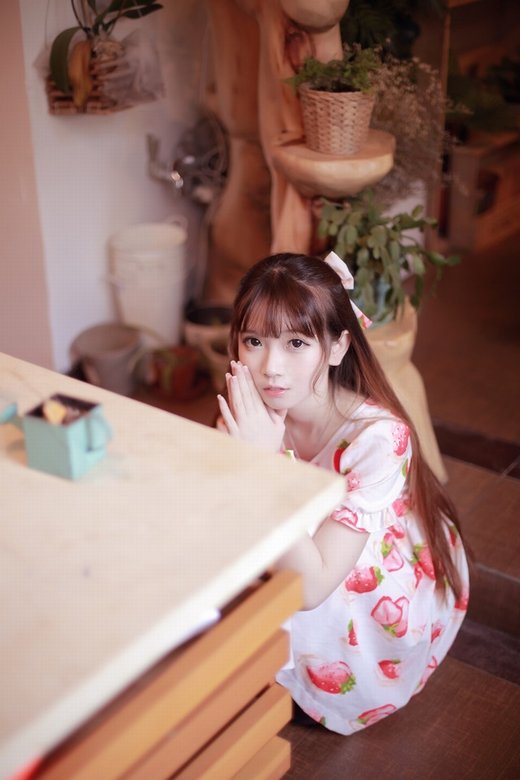 唯美夏日女孩写真微信高清图片