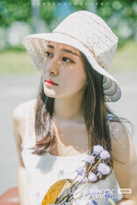 伤感美女微信高清图片 寂寞的夜！