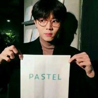 微信男生头像 人人笑你活该独自凄凉可没人懂你情长.