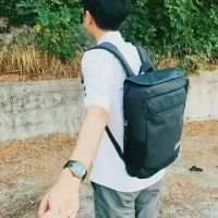 90后微信情侣头像一男一女背影 哇你男朋友会发光