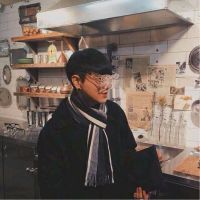 微信男生头像 人人笑你活该独自凄凉可没人懂你情长.