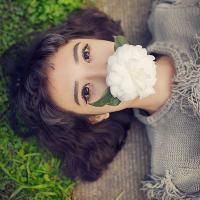 微信女生头像姐 我曾今也长发飘飘过