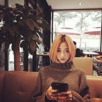 微信女生头像姐 我曾今也长发飘飘过