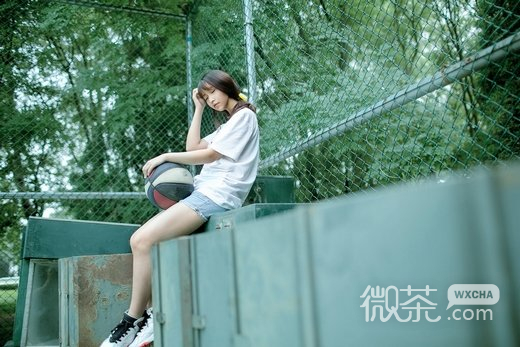 清纯夏日美女微信图片  千娇百媚