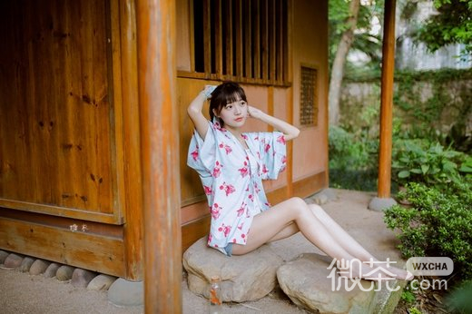 清纯素颜美女微信高清图片 莲花仙子