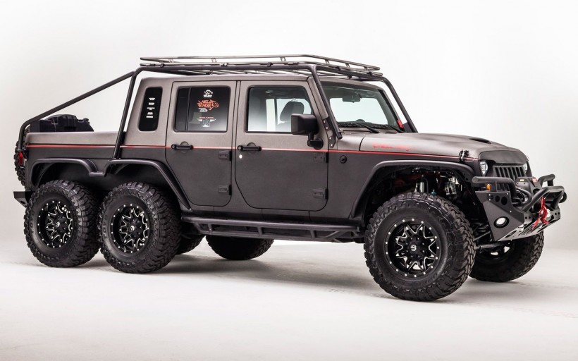 吉普牧马人微信高清图片 地狱猫6轮