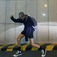 微信男生头像 天天都需要你爱