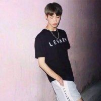 微信男生头像 海鸟跟鱼与相爱 只是一场意外