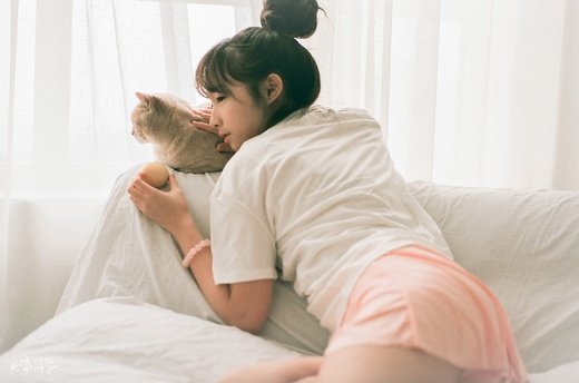 清纯美女夏天唯美写真微信高清图片