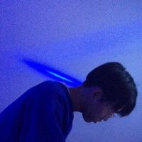 微信男生头像 孤独和天黑都很美