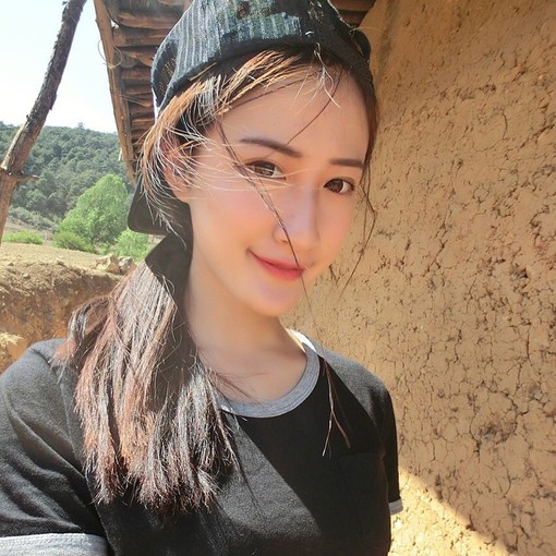 青春阳光的女生唯美个性微信图片 我是真的爱你