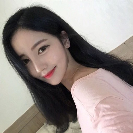 唯美女生侧脸微信高清图片