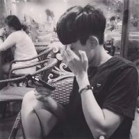 微信男生头像 孤独和天黑都很美