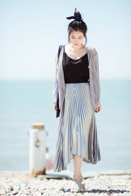 穿裙子的性感美女微信高清图片