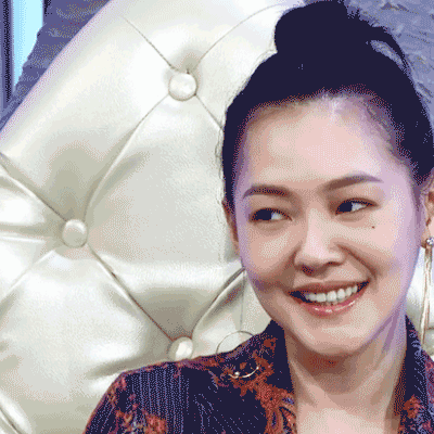 姐姐好饿动态微信表情包 不忍直视！