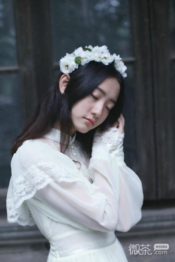 清纯90后大眼睛女孩微信高清图片