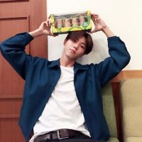 微信男生头像 孤独和天黑都很美