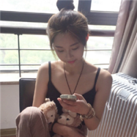 微信女生头像 后来，我的故事没有他；他的眼里没有我