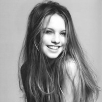 微信头像欧美范女生_那是醉生梦死多少岁 才熬成的苦