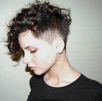 微信头像欧美范女生_那是醉生梦死多少岁 才熬成的苦