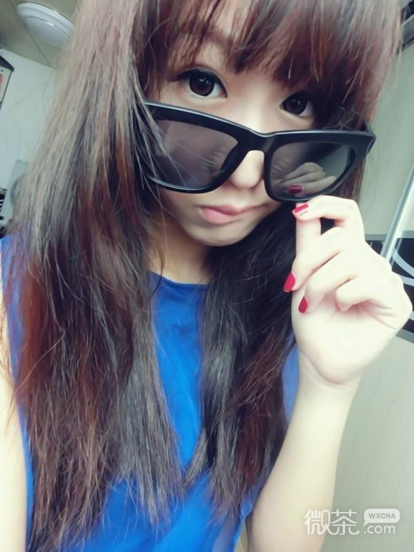 漂亮女生随性自拍微信高清图片 美丽动人