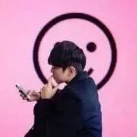 微信情侣头像 “能有一个看出我的难过哄我开心的人就够了