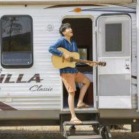 微信情侣头像 “能有一个看出我的难过哄我开心的人就够了