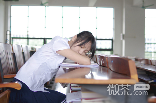 女生穿校服微信高清图片 无法抗拒的清纯