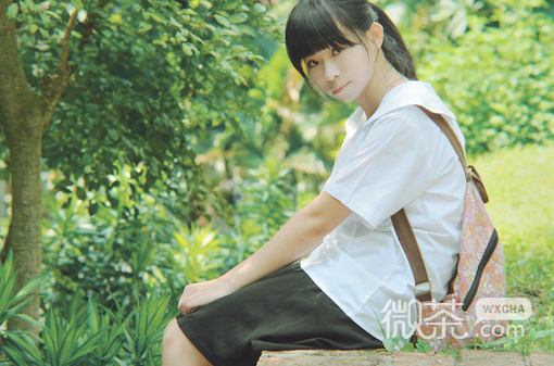 女生穿校服微信高清图片 无法抗拒的清纯