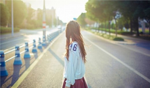 唯美女生伤感微信高清图片 形单影只