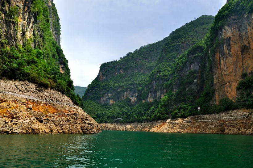 长江三峡风景微信高清图片 “巴蜀胜境”张飞庙