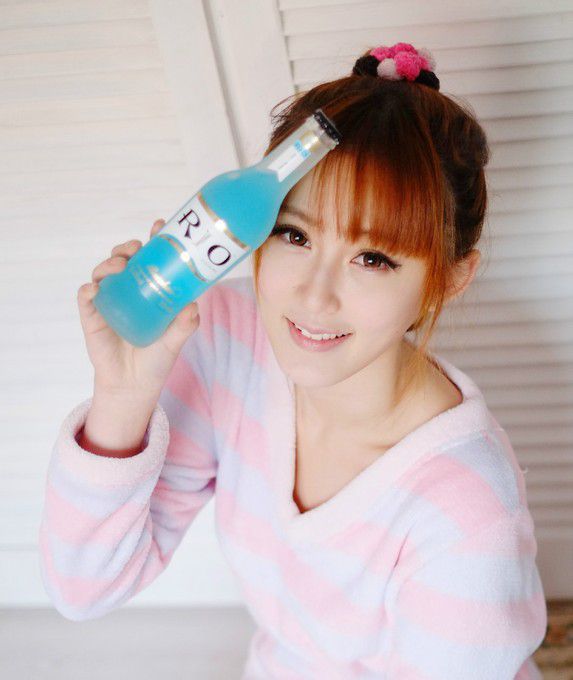 可爱漂亮的女生微信高清图片