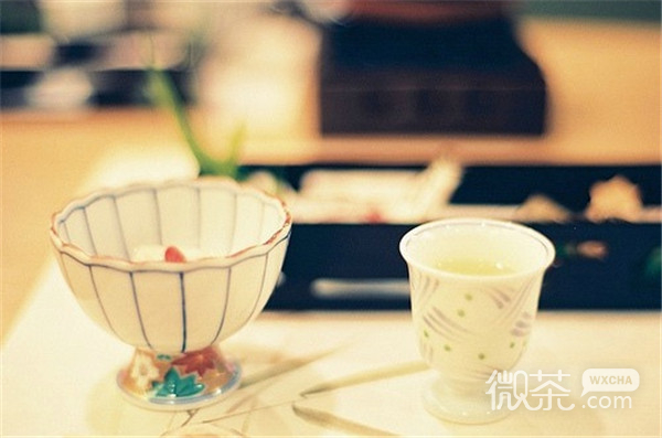 唯美小清新的背景微信高清图片 大雾弥漫整个天空