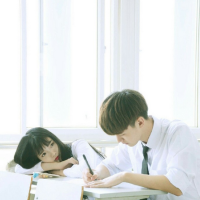 微信情侣头像 白いバラの夜