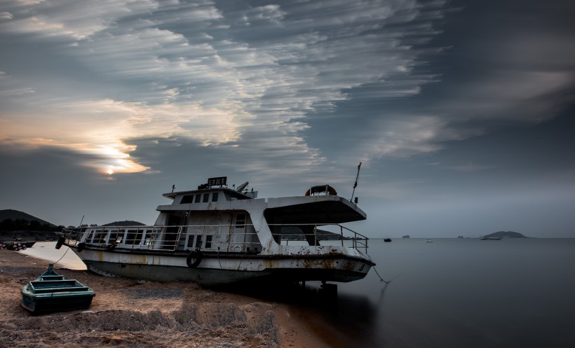 宁静的海湾风景微信高清图片