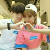 微信情侣头像 “遇见他，遇见最美的执念