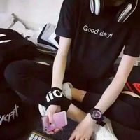 微信情侣头像 万里山河脚下踏 不如与你到白发.