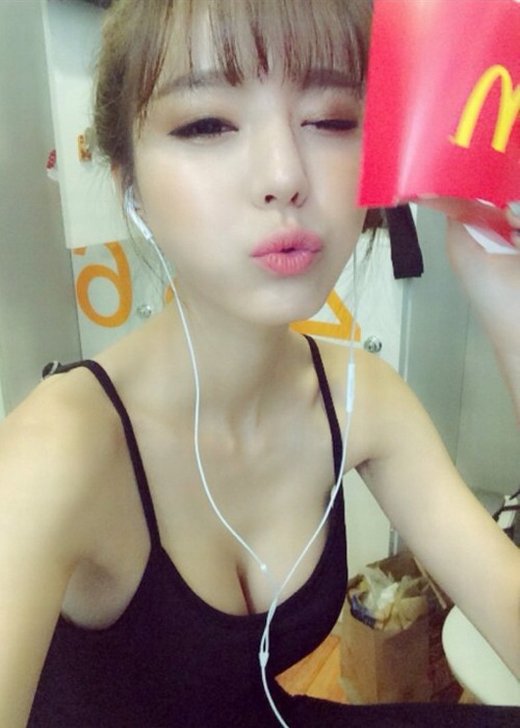 性感美女写真微信高清图片