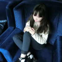 侧脸唯美女生微信头像 我收拢了梦想的翅膀