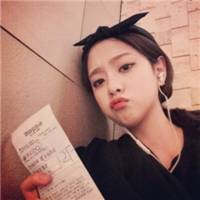 原宿风漂亮女孩微信头像 我就在这里丢了你