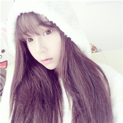 长发妹子性感微信头像 爱到地昏天黑都无所谓