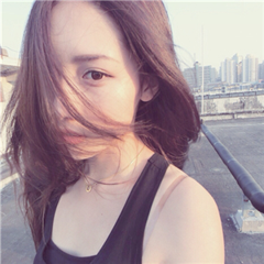 长发妹子性感微信头像 爱到地昏天黑都无所谓