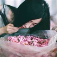 原宿风漂亮女孩微信头像 我就在这里丢了你